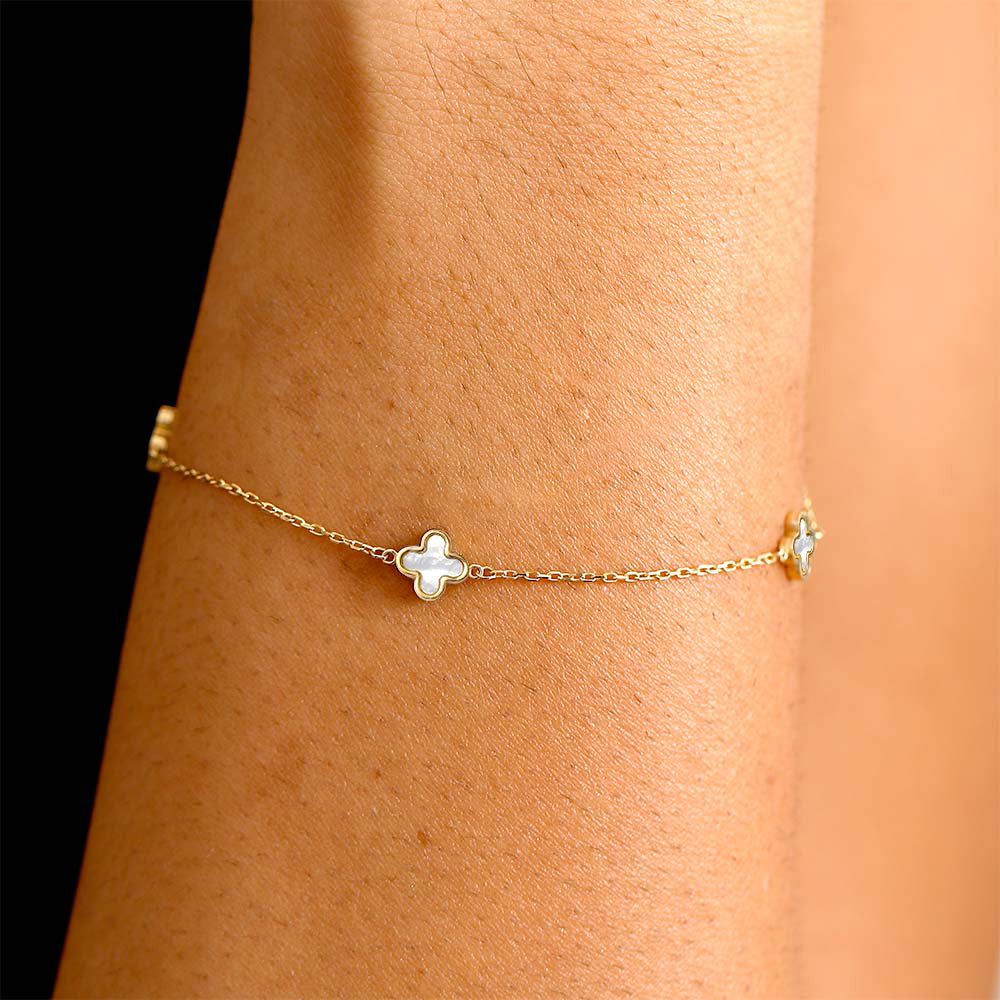 Gold Essential Lucky Shamrock Gold Station - Gold Bracelet