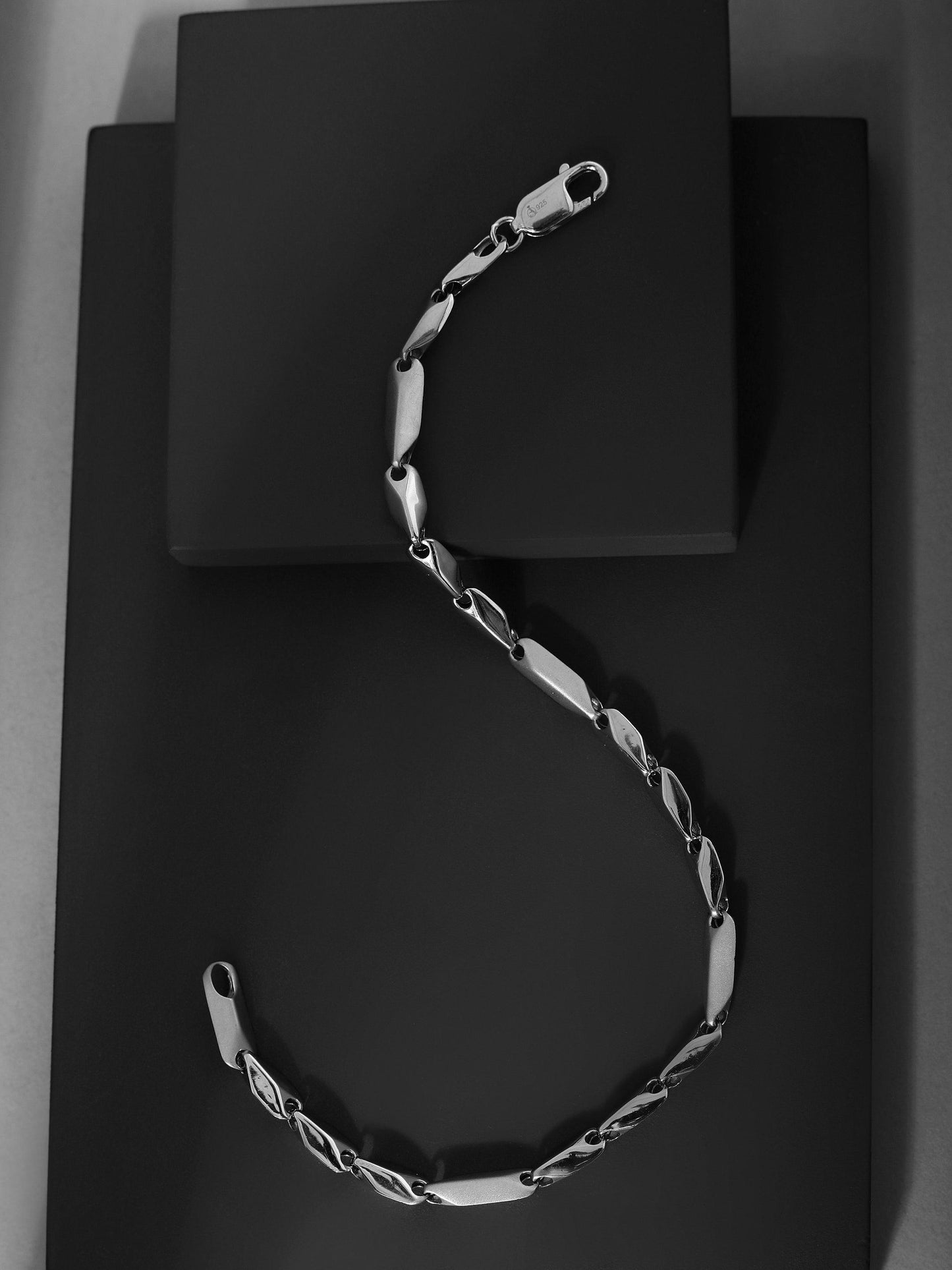 Sleek Modern Link 925 Sterling Silver Bracelet for Men