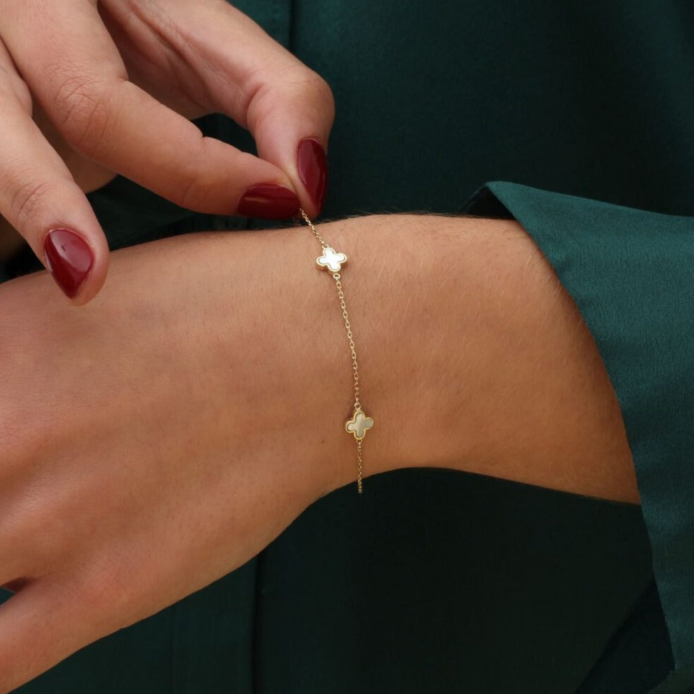 Gold Essential Lucky Shamrock Gold Station - Gold Bracelet